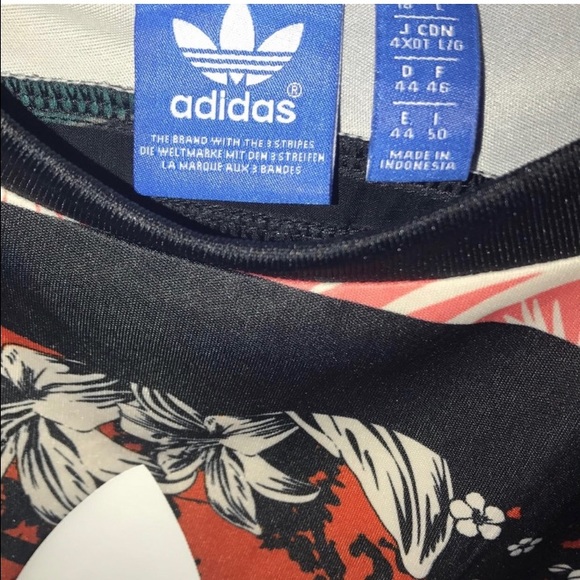 👑✅PRICE FIRM✅ Multicolor ADIDAS Sheer Sports Top. RARE🔥 - Picture 7 of 16